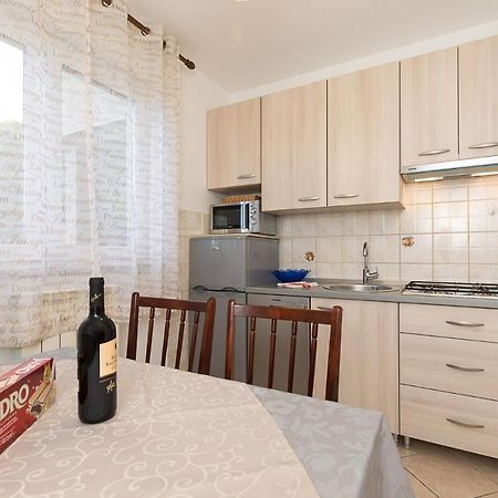 Apartment Stefano Vrh  エクステリア 写真